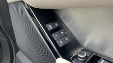 Land Rover Range Rover Velar 2.0 P250 R-Dynamic SE 5dr Auto Petrol Estate